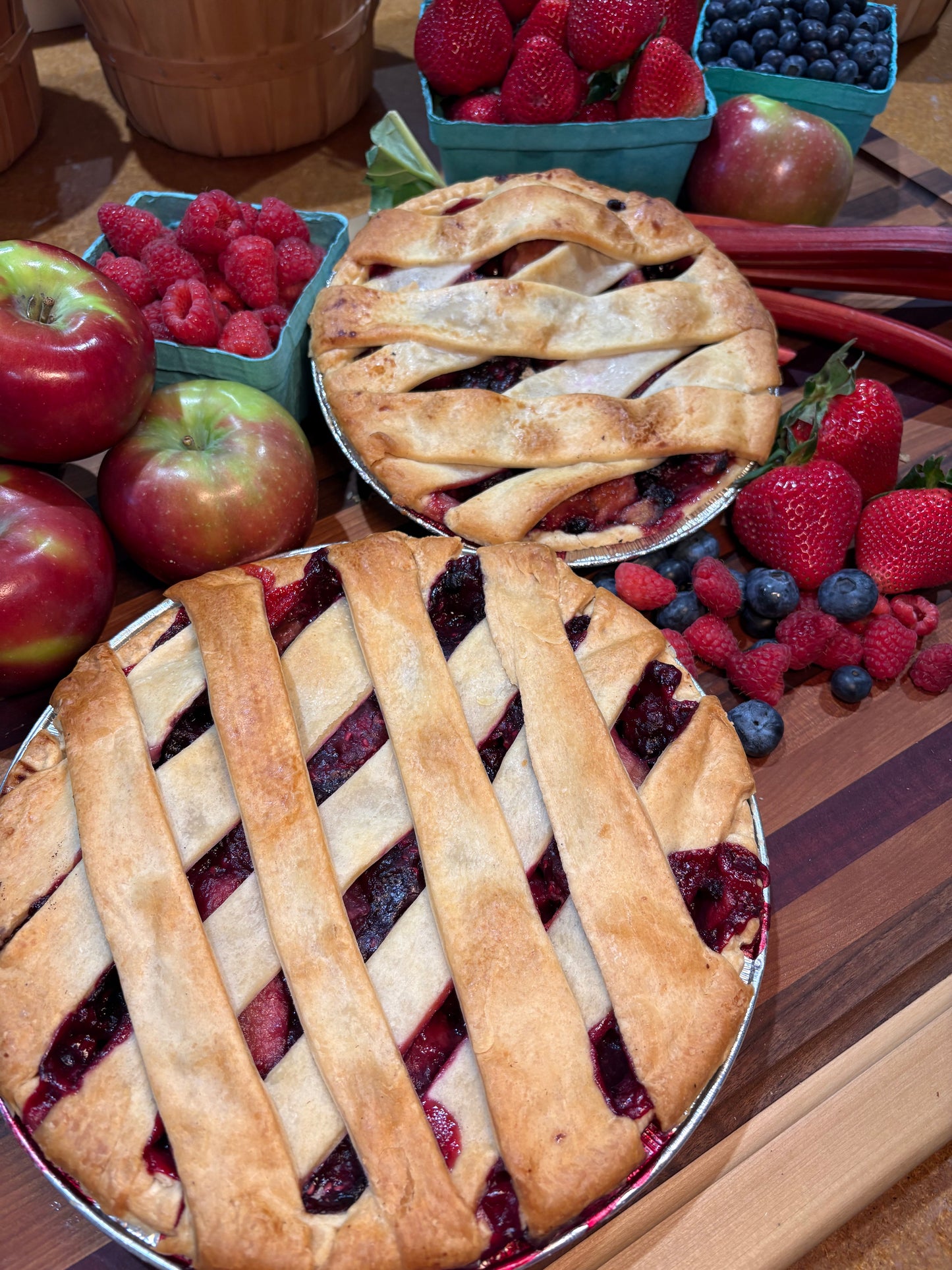 Dynamite Don's Famous 5 Fruit Pie